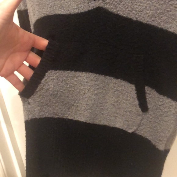 Super soft fuzzy hooded sweater with black and gray stripes - Picture 3 of 4